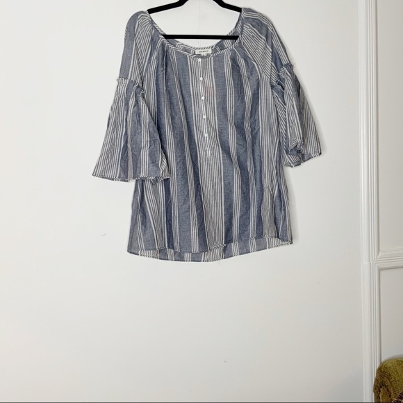 Max STUDIO grey striped blouse. Size S - Picture 2 of 5